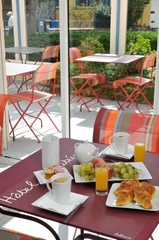 Hotel Mediterranee Колюр Екстериор снимка